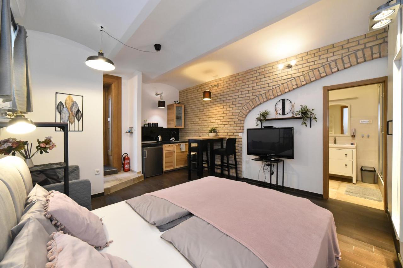 זאגרב Manuela Varsavska Studio Apartments מראה חיצוני תמונה