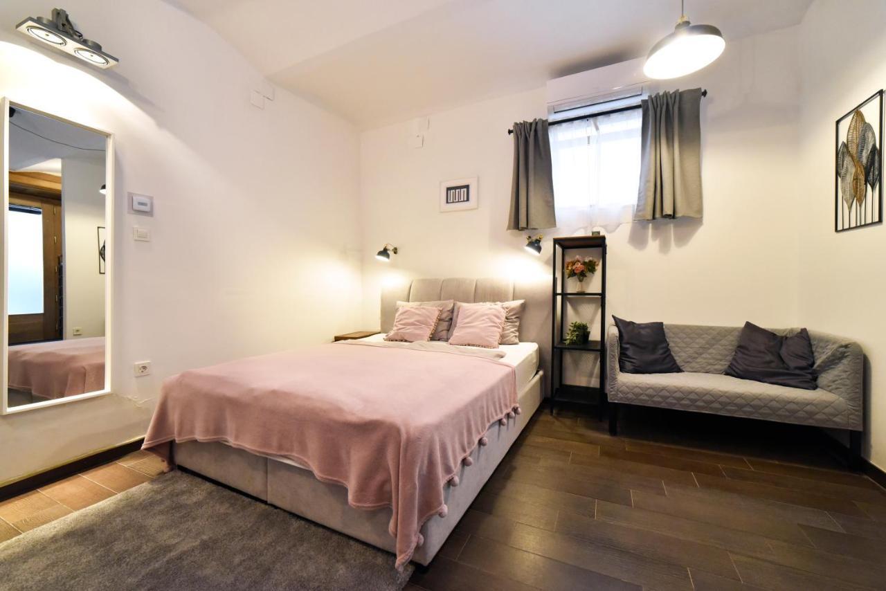 זאגרב Manuela Varsavska Studio Apartments מראה חיצוני תמונה