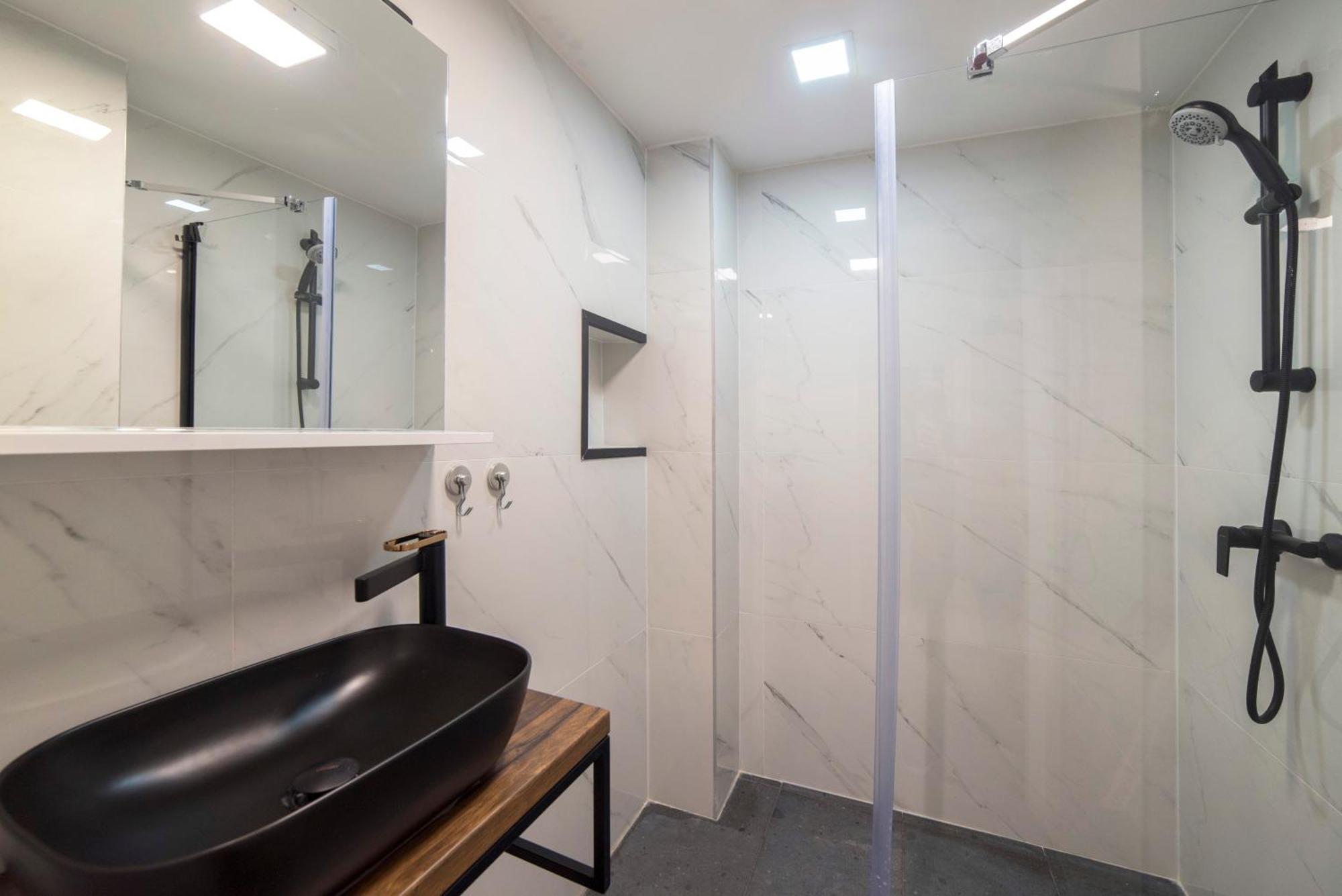 זאגרב Manuela Varsavska Studio Apartments מראה חיצוני תמונה