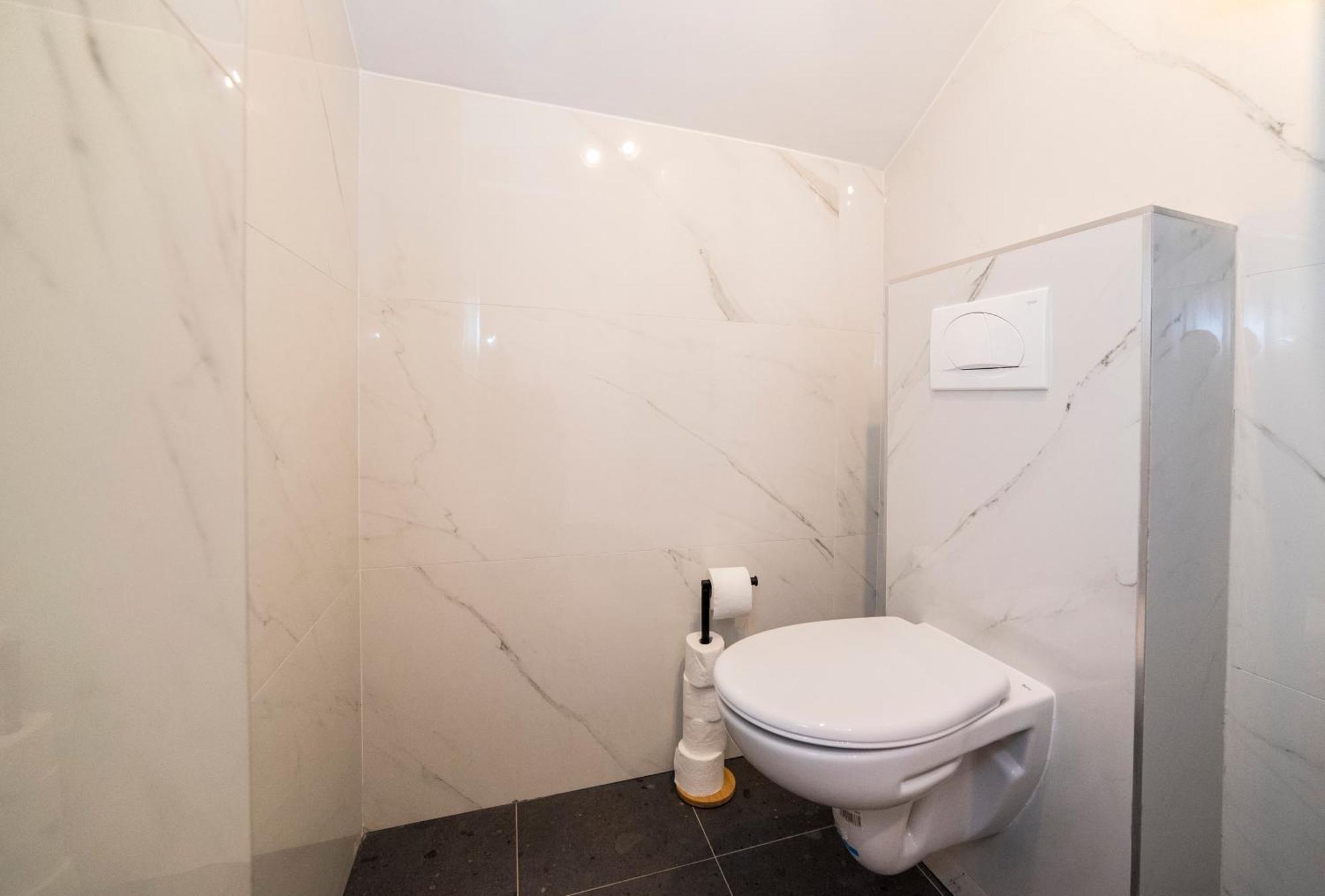 זאגרב Manuela Varsavska Studio Apartments מראה חיצוני תמונה